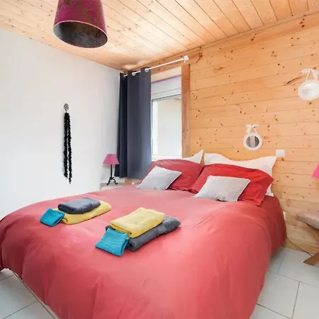 Hébergement de vacances Piscine Jacuzzi Sauna 4 étoiles *