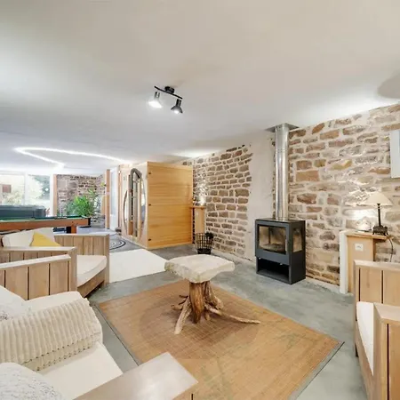 Piscine Jacuzzi Sauna 4 étoiles Hébergement de vacances